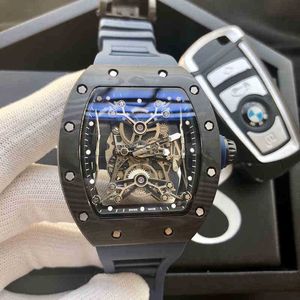 Business Freizeit Herren personalisierte automatische mechanische Uhr ausgehöhlt Mode Multi-Element-Gürtel wasserdicht groß