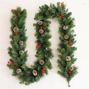 クリスマスデコレーション30 LEDライト付き6フィートの花輪飾りレッドベリーラタン人工ブドウの木