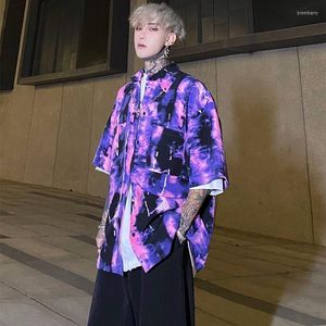 Mäns avslappnade skjortor skjorta mäns trend cool punk lös hip hop full tryck halvärmad Hong Kong-stilälskare slipsar färgblus streetwear