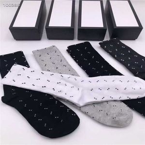 Kvalitet mode High Luxury Short Sport G Socks Street Style Stripe Sports Basketball Sock för män och MS 5st/Lot Mens Designer med Box 5