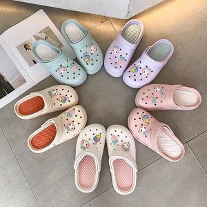 Sandali Cartoon Cute Garden Donna Pantofole estive Casual Bianco Slip On Mocassini Hole