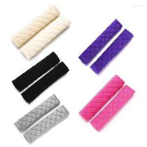 Barnvagnsdelar NULL 2st/Set Car Seatbelt Crystal Plush Cover Säkert bälte axelrem Skydd täcker bekväma seleärmar för