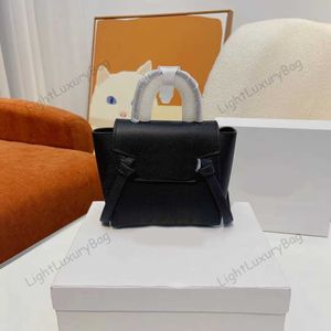 5A mini axelväska designer läder plånbok ljus lyx crossbody utsökta handväskor för kvinnor klassiska berömda märkes shopping purse 220214