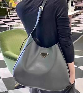 prad bags Black Cleo Hobo Bag Designers Bags Underarm Handbags Sacoche Pochette Luxury Leather Good Quality Womens Shoulder Bag Purses Lady Vintage UTBQ