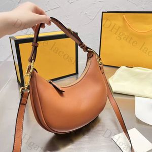 Designer Half Moon Womens Handbags Shoulder Bags Classic Underarm Bag Crossbody Ladies Totes Bottom Metal Letter Top Leather with Box