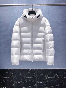Diseñador de chaquetas para hombres para hombre Winter Salzman Down Parkas Light Breakbreaker Soodie Black White Puffer Outerwear Man Italia de lujo italiano JNWC Z845