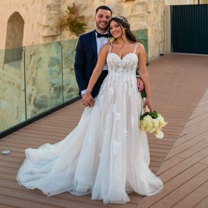 Vestidos de noiva de miçangas encantadoras de renda para trás vestidos de noiva sem tampas de tamanho aplicado com tule de decote de decote Tule Tulle Vestido de Novia