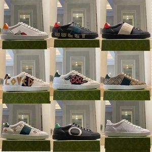 Beat echte Lederwohnungen rennen Sneakers Männer Frauen klassische Freizeitplattform Schuhe Python Tiger Blume bestickter Schwanz Liebe Sneakers NO9