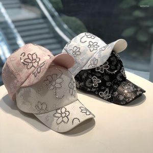 Caps de bola Banco de beisebol feminino incrustado com diamante Butterfly Moda e respirável Hat feminino Viagem ao ar livre Sunshade