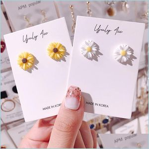 Stud Tiny Acrylic Daisy Stud Earrings For Women Girls New White Yellow Flower Earring Wedding Bridal Party Holiday Jewelry 106 M2 Dro Dhs6P