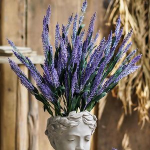 Flores decorativas 1pc Artificial Romântico Provence Vaso de casamento plástico de lavanda para decoração de casa Planta falsa de Natal