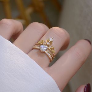 Pierścienie dobre biżuterię Dziewczyny K złoty glamour Delikatna księżniczka tiara korona błyszcząca cZ pierścień damskie zaręczynowe rocznica