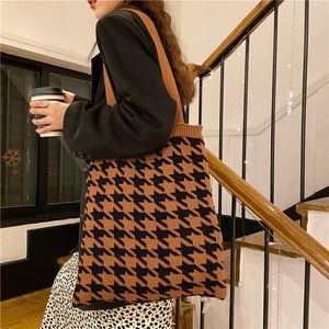 Evening Bags Korean Knitted Fabric Shoulder Women's Bag Woven Wool Tote Shopper For Lady 2022 Vintage Cotton Cloth Houndstooth Handbags