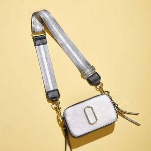 Purses 2022 one shoulder cross body small square bag wide belt compartment camera versatile double zipper grain