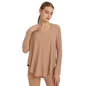 L-217 Yoga Outfit Camisa de mangas compridas Ajuste solto Bainha traseira mais comprida Leve decote em V Secagem rápida Tops de fitness Camisetas de alta elasticidade para esportes e uso diário