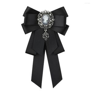 Brosches retro handgjorda tyg båge brosch band strass bowknot slips lapel stift män passar skjorta krage bröllop fest smycken gåvor