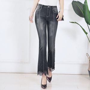 Kvinnors jeans Kvinnors 2022 Flares Skinny Woman Beading Black Bell Bottom denim En liten elasticitet Push Up Plus Size Femme