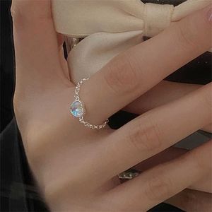 Band Rings Love Moonstone Heart Ring 100% 925 Sterling Silver Justerbar länk Finger för kvinnor Girls Wedding Party Gifts