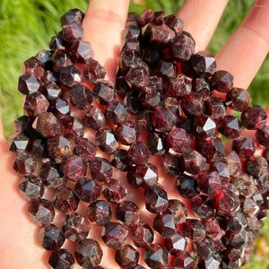 Pärlor naturliga ädelstenar mörkröd granat fasetterad lös sten för smycken som gör diy charm armband halsband 6 8 10mm 15 tum