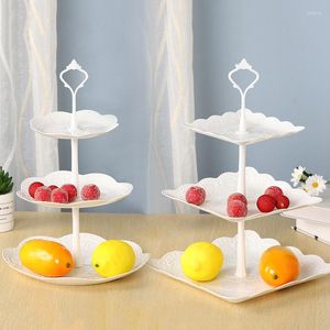 Backformen-Werkzeuge, 3-lagiger Kuchen-Turmständer im europäischen Stil, Obst-Süßigkeits-Snack-Display-Teller-Tablett mit Griff für Geburtstag, Weihnachten, Hochzeit