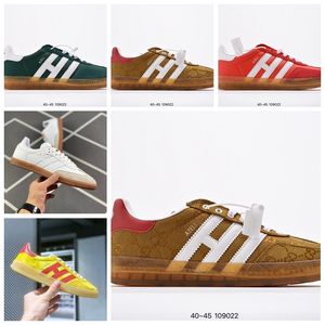 Оптовая торговля 2022 High Gazell Sandals Og Roode Shoes Men Whents Black Red Pink Fashion Flat Shoes Superstar Кроссочки размера 5-11