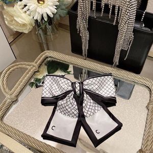 2022 Hottest C-Letters Bowknot Luxury Girls Hair Clips Black White Colors Brand Barrettes and Hair Rubber Bnds HairTies For Women