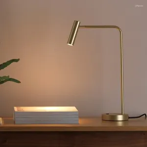 Bordslampor Nordic LED Office Light Metal Lamp med Switch Desk Book Reading Modern For Bedroom Study Stand Room