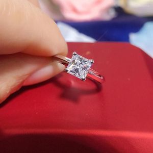 Fedi nuziali Yanleyu Solid 925 Silver Color CZ Per le donne Solitaire Princess Cut Cubic Zirconia Regalo di gioielli di fidanzamento