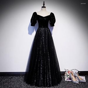 Partykleider Glänzendes schwarzes Cocktailkleid mit Ärmeln 2022 Pailletten V-Ausschnitt Sparkle Elegant A-Linie Tüll Geburtstagsgäste Abendballkleider