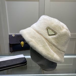 hoeden luxe ontwerpers vrouwelijke emmer hoed wol cap solide kleur stijlvolle en veelzijdige randloze pet grote dakrand gemonteerde trend winter herfst festival zon vizier