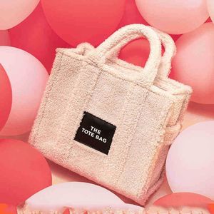 Marc tote bag Evening Bags Totes hands Autumn Winter ImitationTeddy Roll Plush Tote Large Capacity Shopping Commuter hand Wide Shoulder Belt Cross 220830