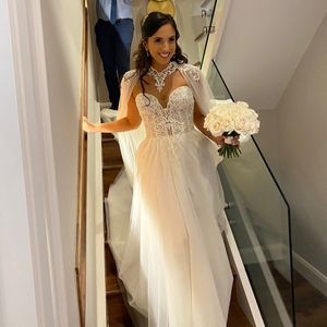 Stunning Beaded Wedding Dresses Lace Bridal Gowns With Cape Appliqued Sweetheart Neckline Sweep Train Tulle Vestido De Novia 407