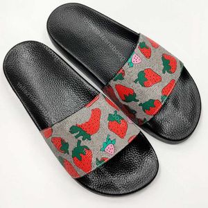 med låda glider skumlöpare tofflor sandaler sneakers skor tryck röd blå svart vit gummi sommar platt män kvinnor designer strand mode US17