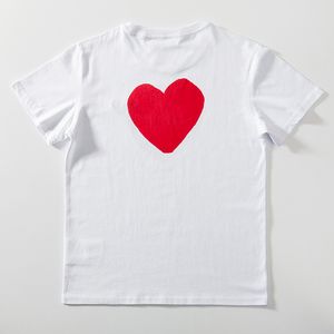 メンズTシャツファッションデザイナーレッドハートシャツカジュアルTシャツコットン刺繍半袖夏のTシャツアジアサイズB5