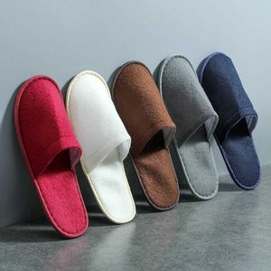 Slippers 5 Pairs Disposable Slippers Hotel Travel Slipper Sanitary Party Home Guest Use Men Women Unisex Closed Toe Shoes Salon Homestay J221017