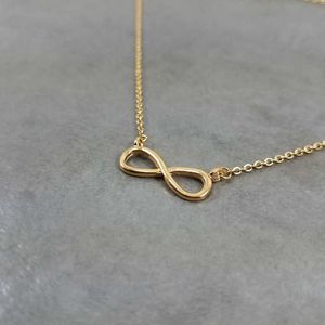 Naszyjniki wisiorek Boho Infinity Naszyjnik Kobiety Mężczyźni Vintage Biżuteria Minimalistyczna 8 W kształcie miedzi Jezus Cross Clevicle łańcuch Collier Femme 2020 L221011