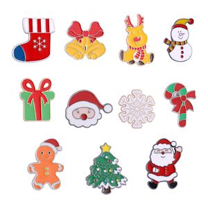 Santa Christmas Brosches Pins Jewelrys Holiday Xmas Gift Party Snowman Emameled Clothes Collar Art Decorations Ornament för män Kvinnor barn brosch grossist