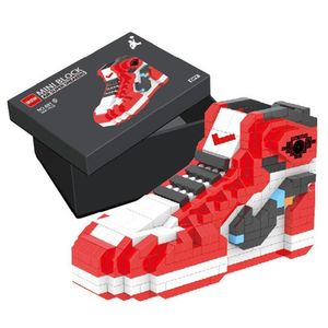 Scarpe alla moda Blocchi di microparticelle Portapenne Sneakers Blocchi di costruzione assemblati 3D Scatola di immagazzinaggio per bambini Regalo giocattolo