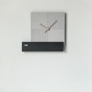 Wall Clocks Nordic Simple Design Style Clock With Temperature And Humidity Creative Mute Modern Large Wallclock Deco