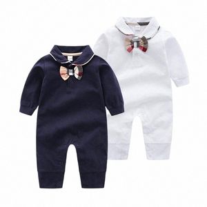 Rompers Fashion Kids Clothing Baby Boy Girl Jumpsuits Högkvalitativ ROMPER 100%Bomull Långärmad Lapel G9X1#