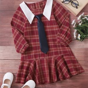 Kleinkind Mädchen Kleid mit Karomuster, Kontrastkragen und Krawatte SIE