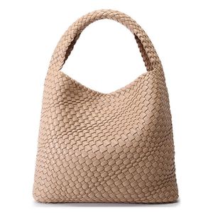 Evening Bags Collapsible Big Capacity Bucket For Women Fashion Woven Handbags And Purses Luxury Designer Knitting Shoulder L221014