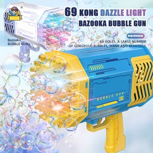 Novità Giochi 69 fori Bazooka automatico Bubble Gun Pistole elettriche Gatlin Machine Outdoor Garden Sapone s Giocattoli per bambini 221018