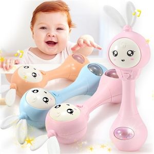 Bebê piscando morando brinquedos 012m music rabbit hand sinos infantil chorão lágrima mobile nascida primitiva brinquedos educacionais 220531