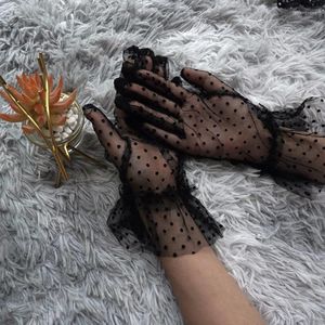 Bandanas Autumn Summer Women Gloves Stretchy Sexy Lace Short Tulle Full Finger Mittens Lotus Leaf Sheers Elegant Lady Driving