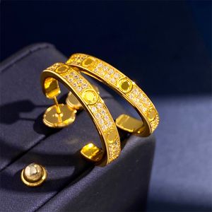 2024Stud Brand Luxury C Shape Big Stud Earrings for Women Screw 18K Gold Full Diamond Shining Letters Ear Rings Earring Jewelry