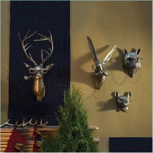 Oggetti decorativi Figurine Pipa da fumo Alluminio bronzato Staute Animale con occhiali Appeso Montaggio a parete Orso Louie Topolino F Dhkuq