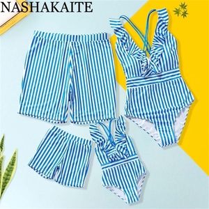 NASHAKAITE FAMILY KITS BLUE Striped Deep Vneck Crossed Mommy와 Me Swimsuit Summer Swimwear 가족 외모 어머니와 딸 220531