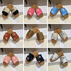 Kvinnor Woody Mules Flat Sandals tofflor Designer Canvas Slipper Slides White Black Womens Fashion Outdoor Beach Slipper Shoes Inomhus Slang Coat Trainer