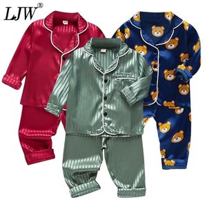 Set di abbigliamento LJW Set pigiama per bambini Tuta da bambino Abbigliamento per bambini Toddler Ragazzi Ragazze Raso di seta ghiaccio Top Pantaloni Set home Wear Pigiami per bambini 221018